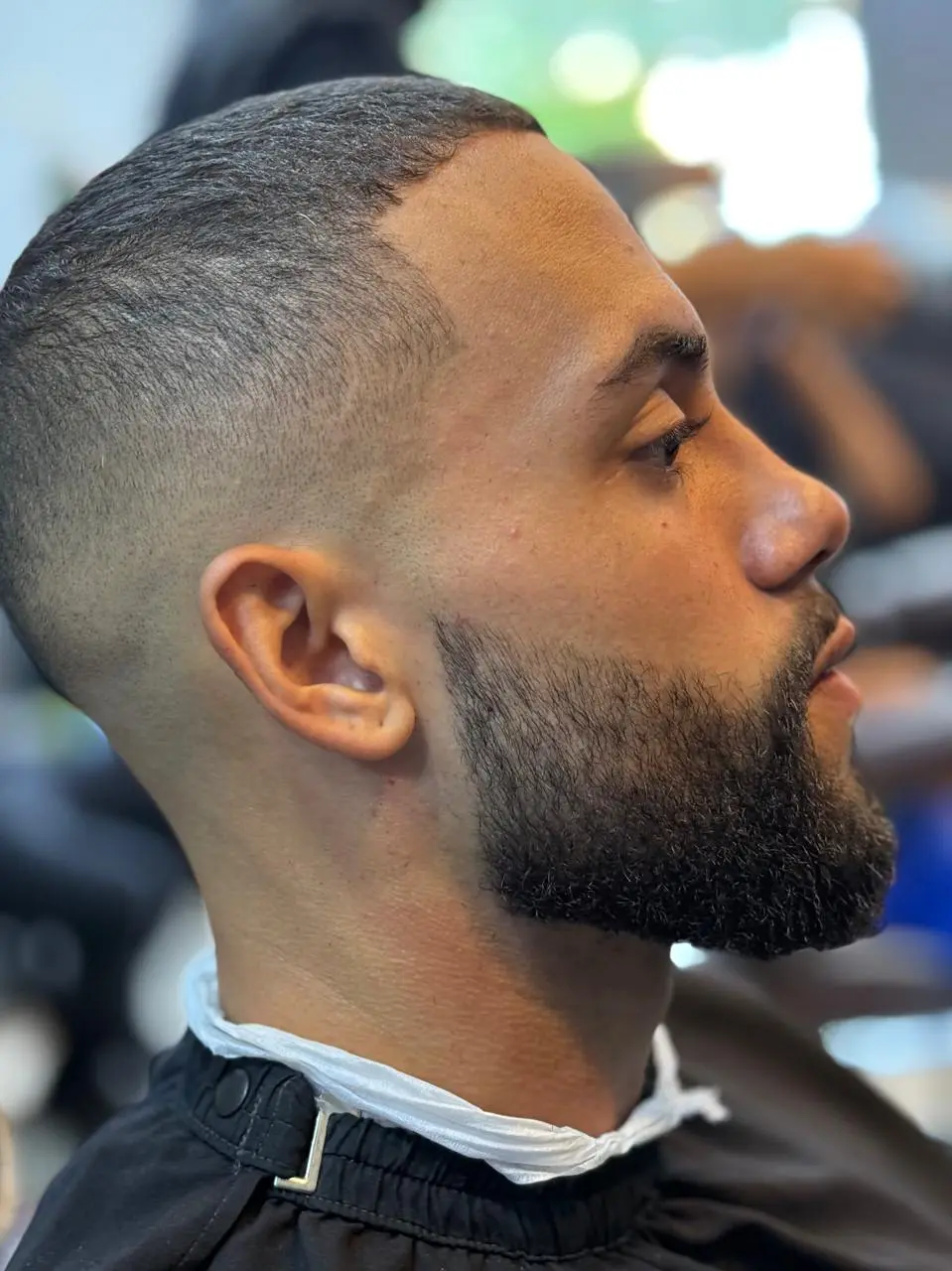 combo corte barboterapia sobrancelhabairro roosevelt uberlandia barbearia siqueira